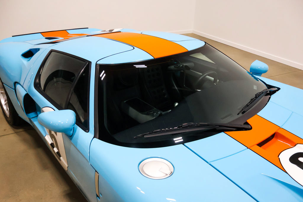 Used 2006 Ford GT RWD image 75