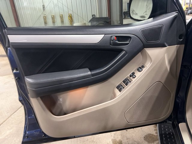 Used 2007 Toyota 4Runner SR5 AWD/4WD image 27