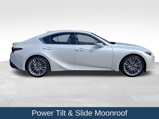 Used 2022 Lexus IS 300 AWD w/ Premium Package image 9
