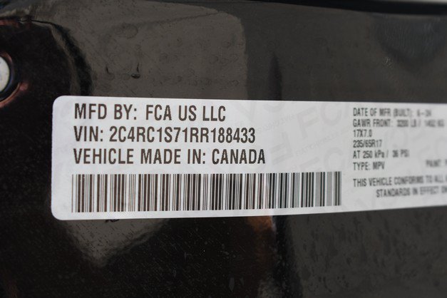 Used 2024 Chrysler Pacifica Limited FWD image 34