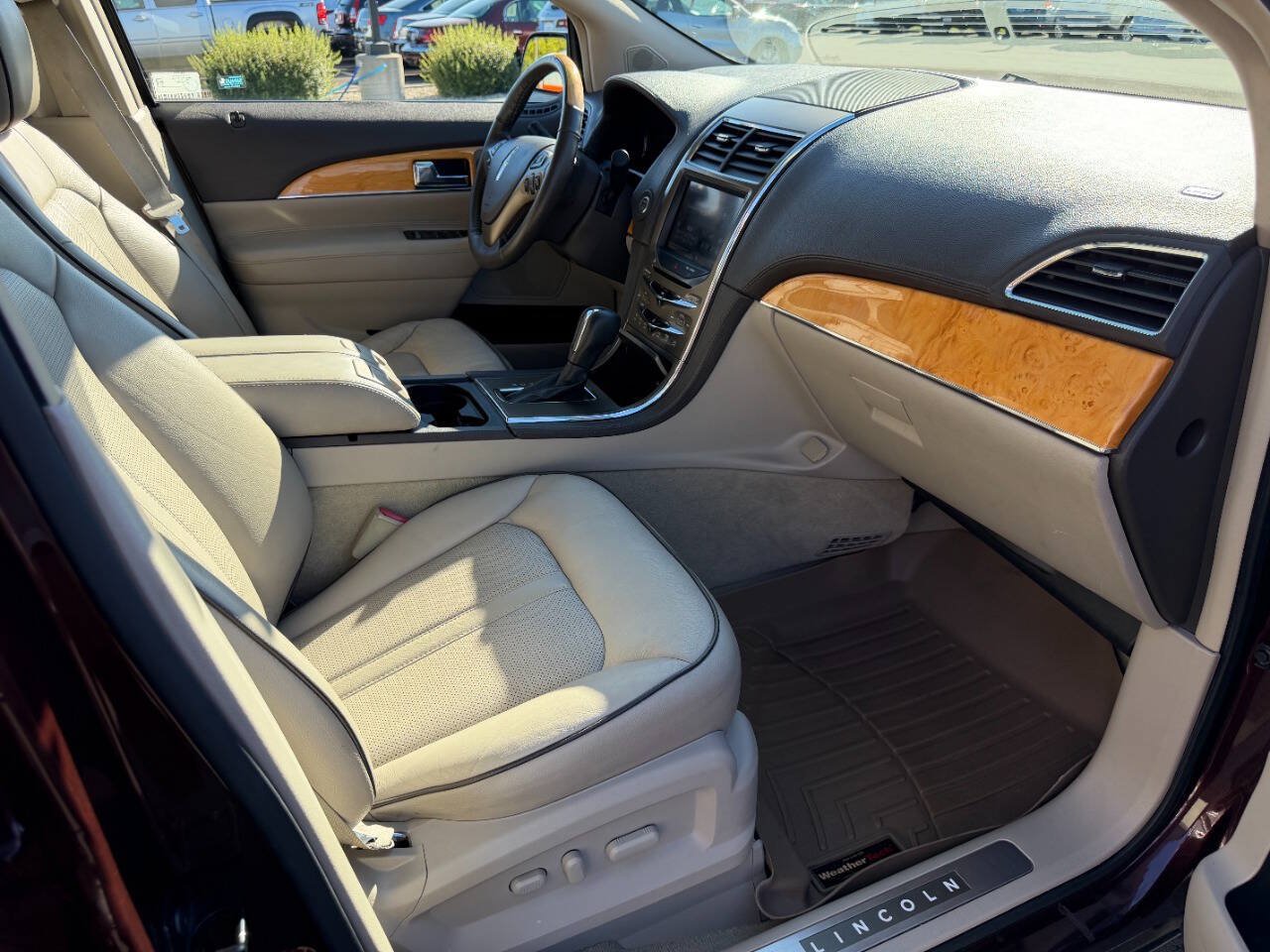 Used 2012 Lincoln MKX AWD image 10