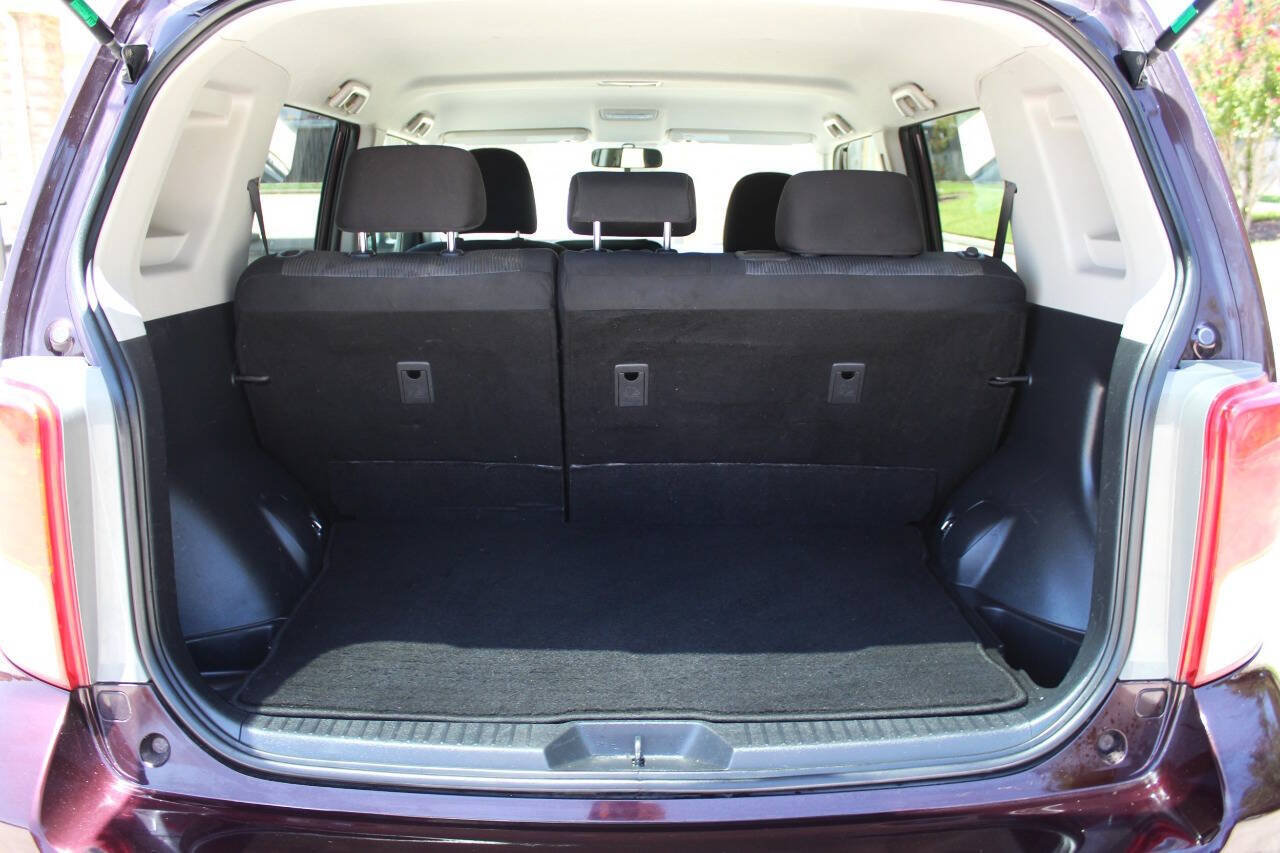 Used 2012 Scion xB FWD image 7