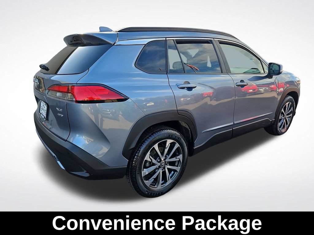 Used 2023 Toyota Corolla Cross XLE w/ Convenience Package AWD/4WD image 6