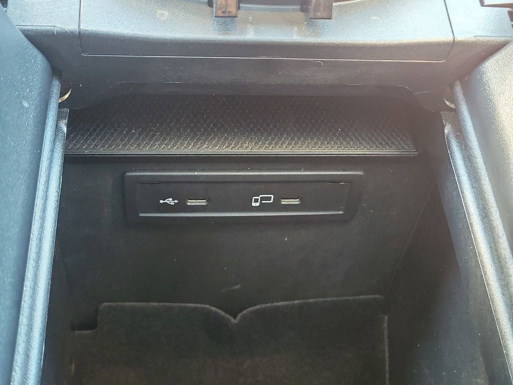 Used 2021 Mercedes-Benz GLC 300 image 33