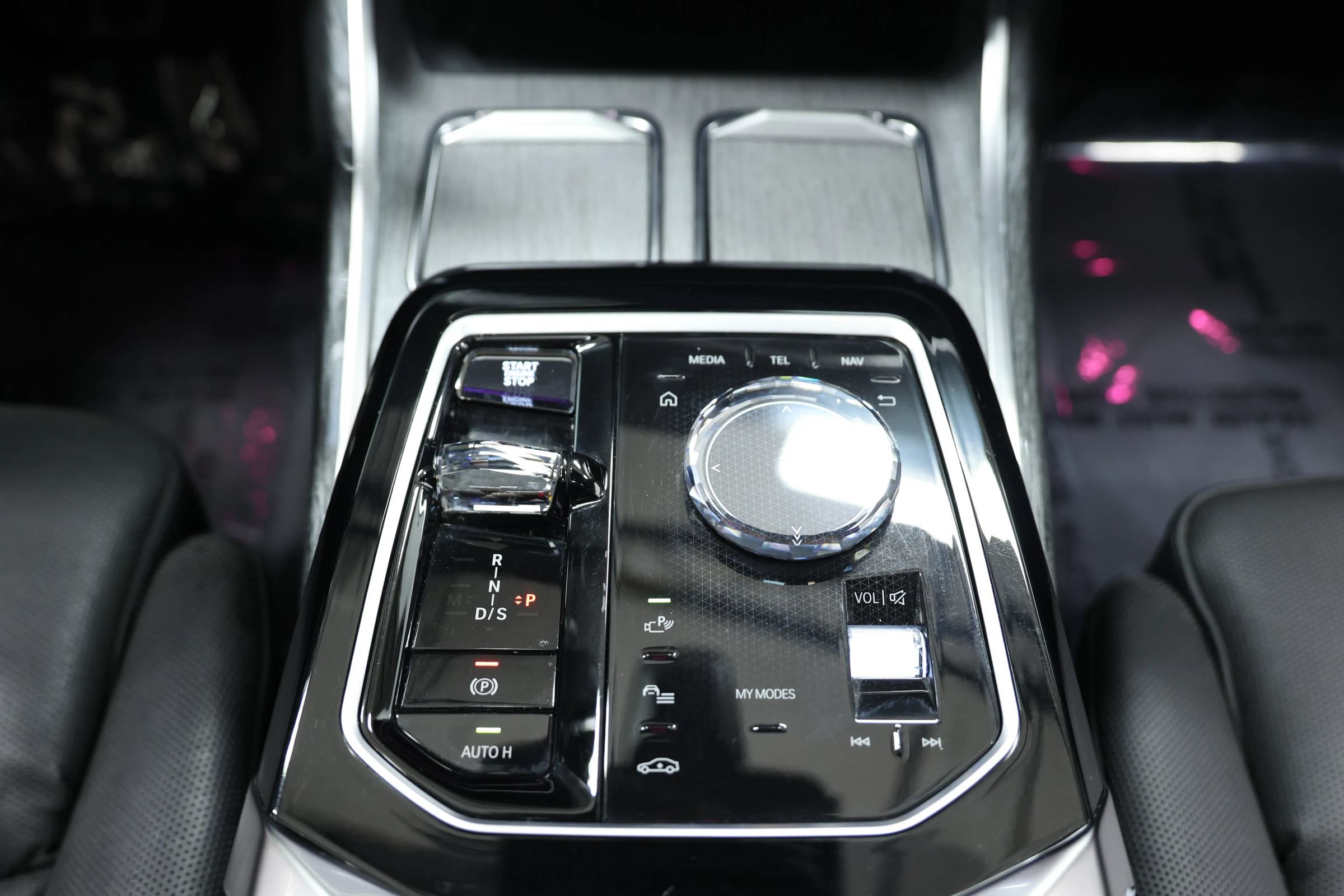 Used 2023 BMW 740i RWD image 45