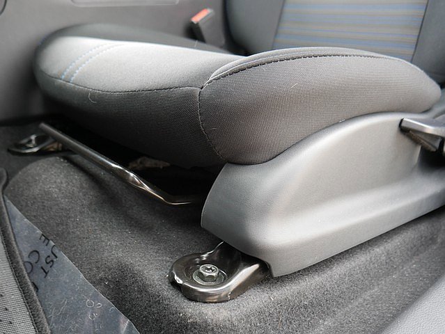 Used 2025 Nissan Leaf S image 12