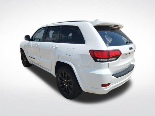 Used 2018 Jeep Grand Cherokee Altitude RWD image 6