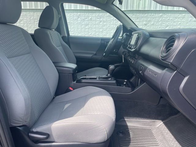 Used 2021 Toyota Tacoma SR AWD/4WD image 15