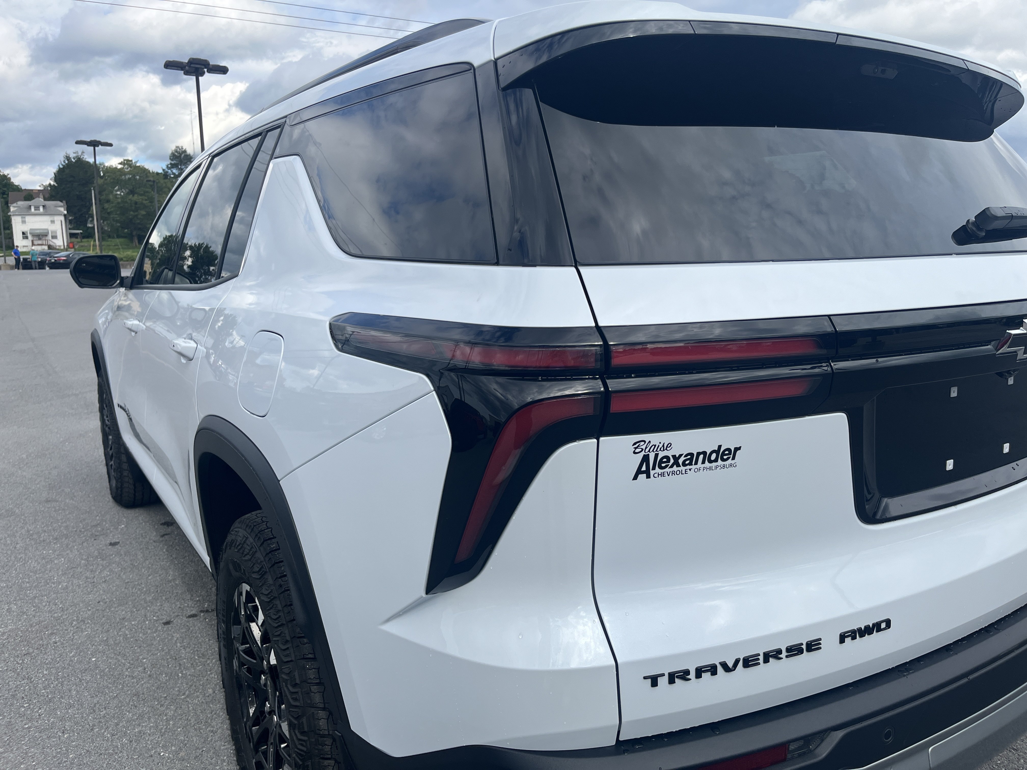 New 2027 Chevrolet Traverse Z71 w/ Driver Confidence Package AWD/4WD image 15