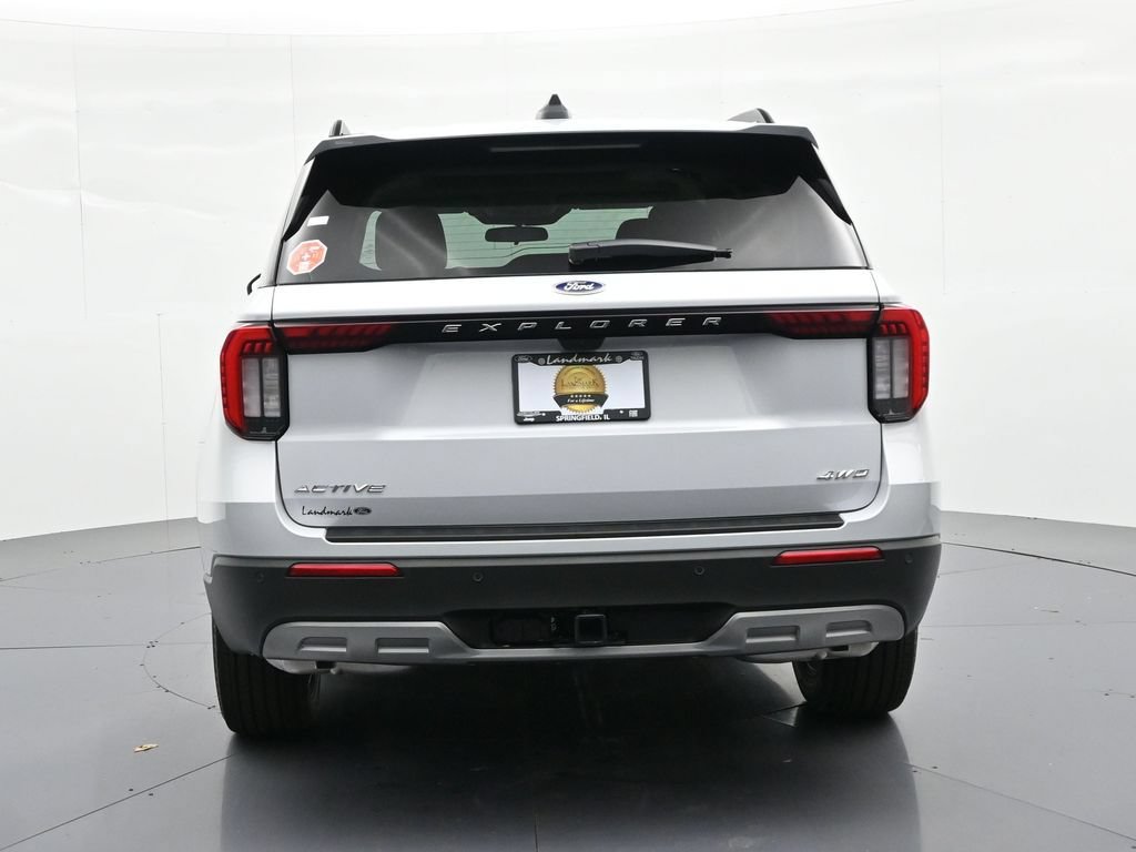 New 2026 Ford Explorer Active w/ Active Comfort Package AWD/4WD image 7