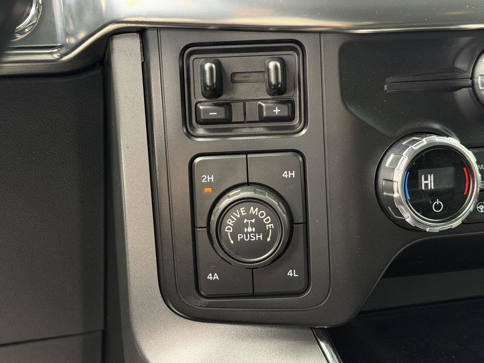 Used 2021 Ford F150 Lariat w/ Equipment Group 502A High AWD/4WD image 19