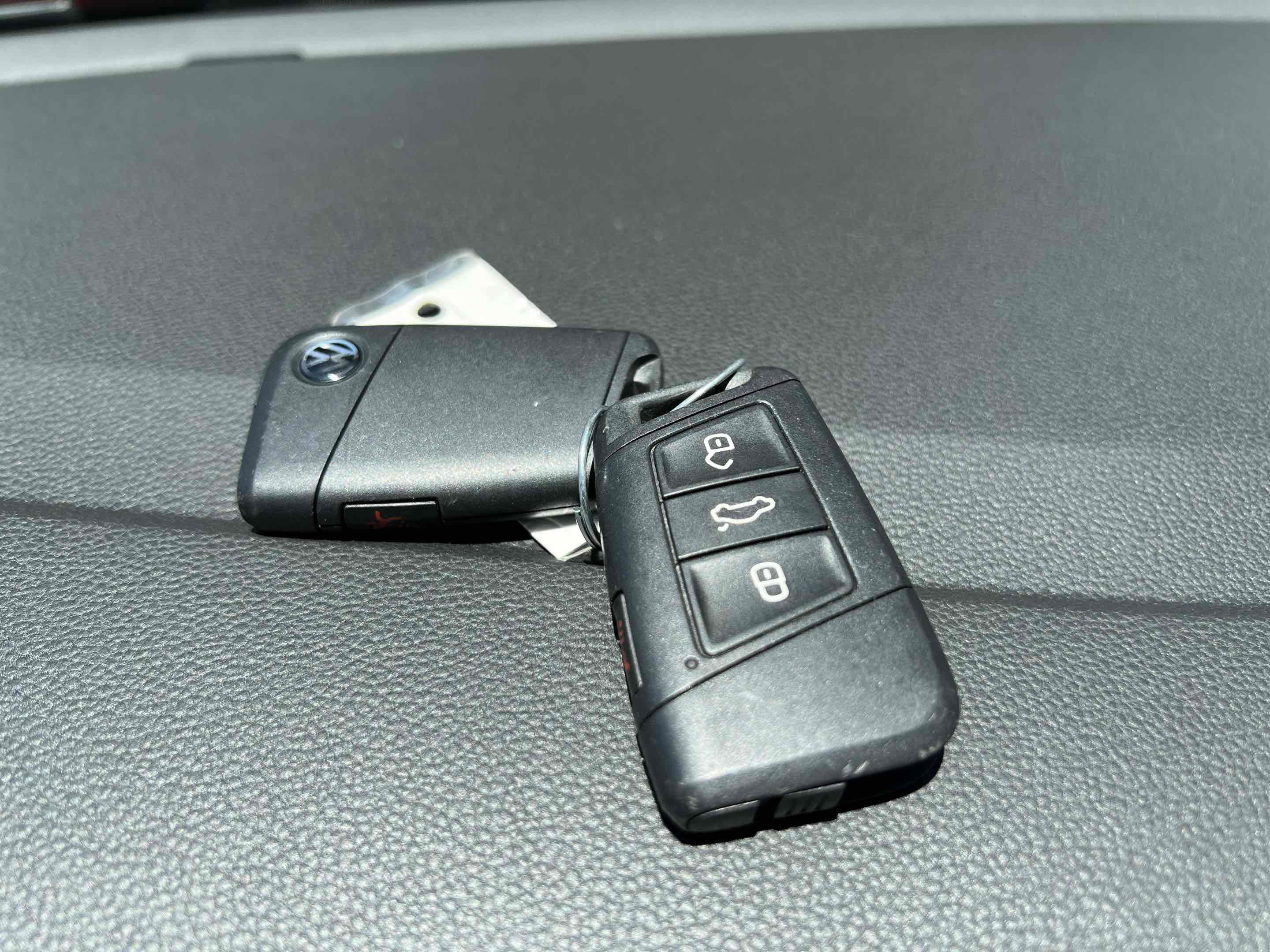 Used 2020 Volkswagen Jetta SE image 9