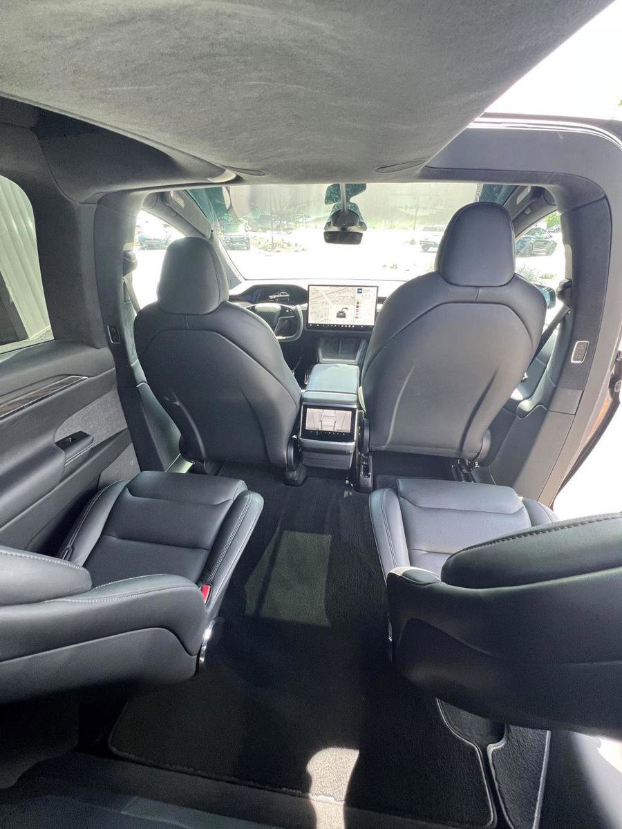 Used 2022 Tesla Model X AWD/4WD image 18