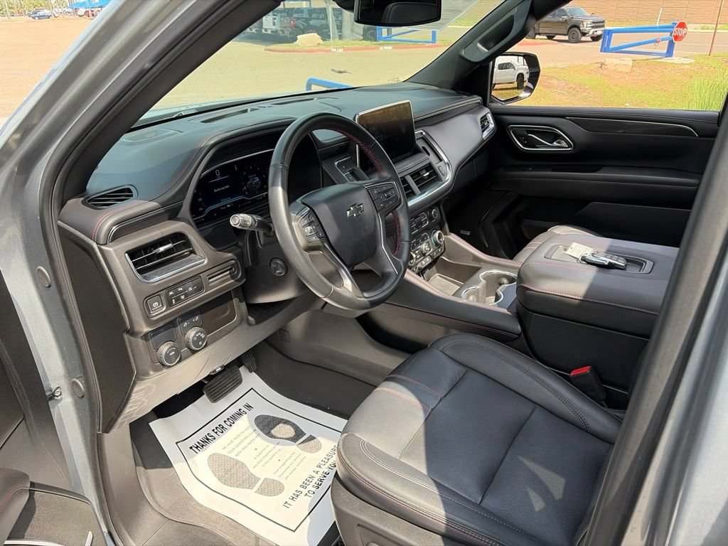 Used 2024 Chevrolet Tahoe RST w/ Luxury Package RWD image 9