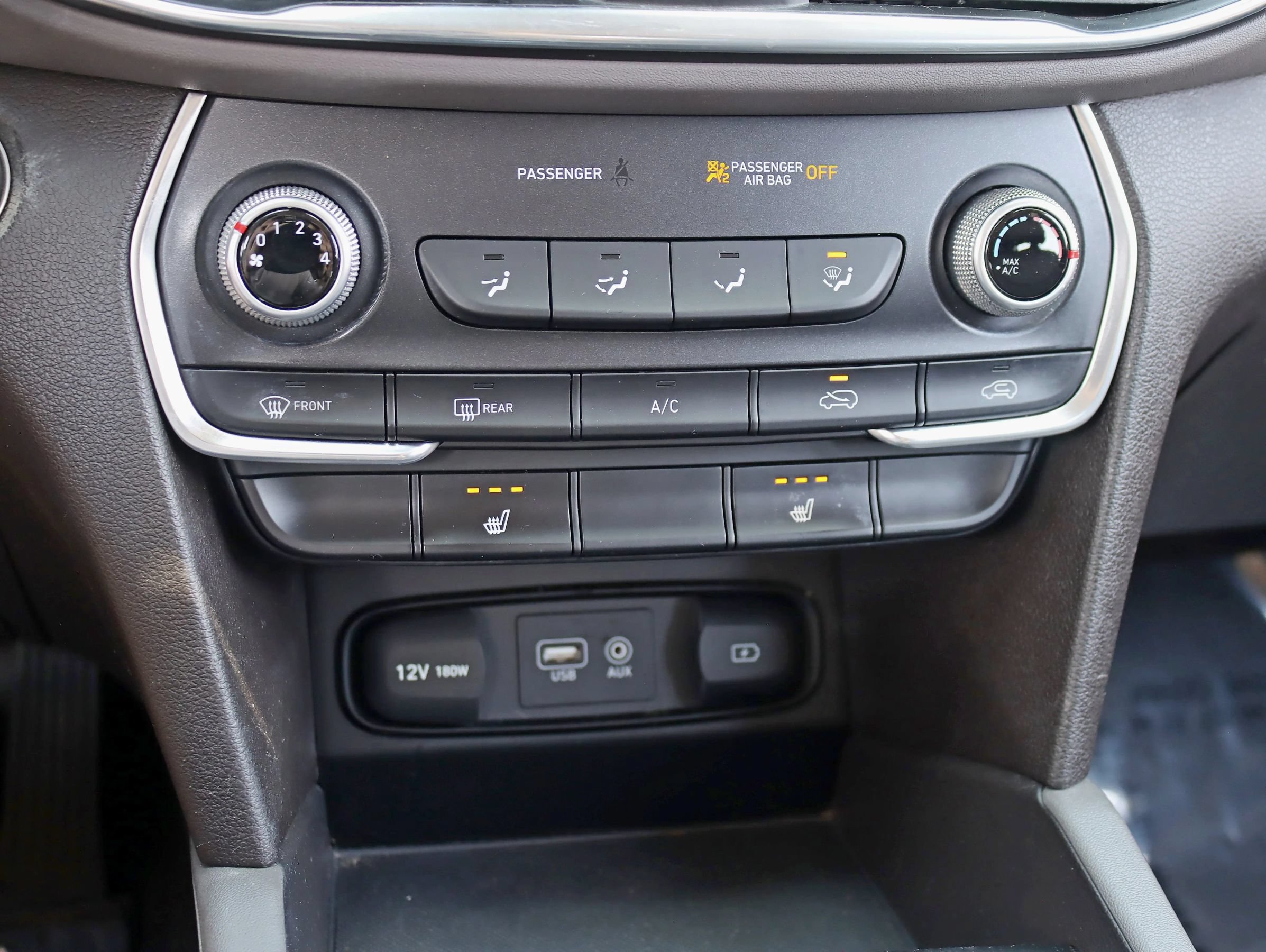 Used 2020 Hyundai Santa Fe SEL AWD/4WD image 23