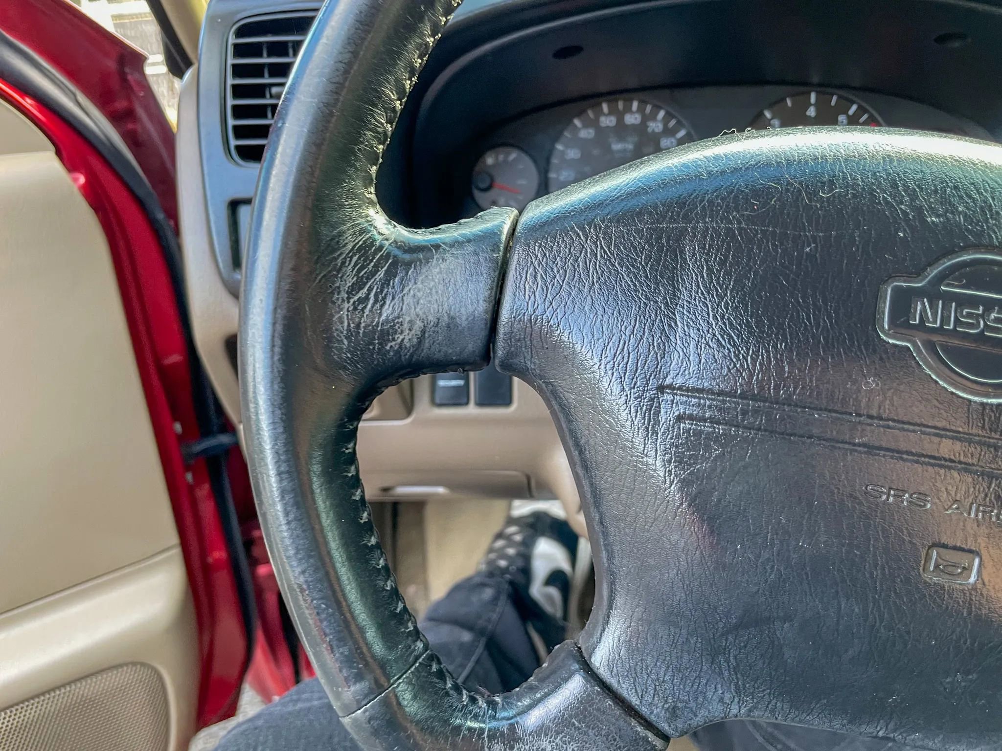 Used 2000 Nissan Frontier XE image 19