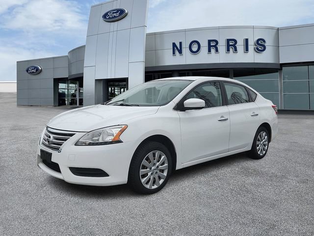 Used 2015 Nissan Sentra SV FWD image 2
