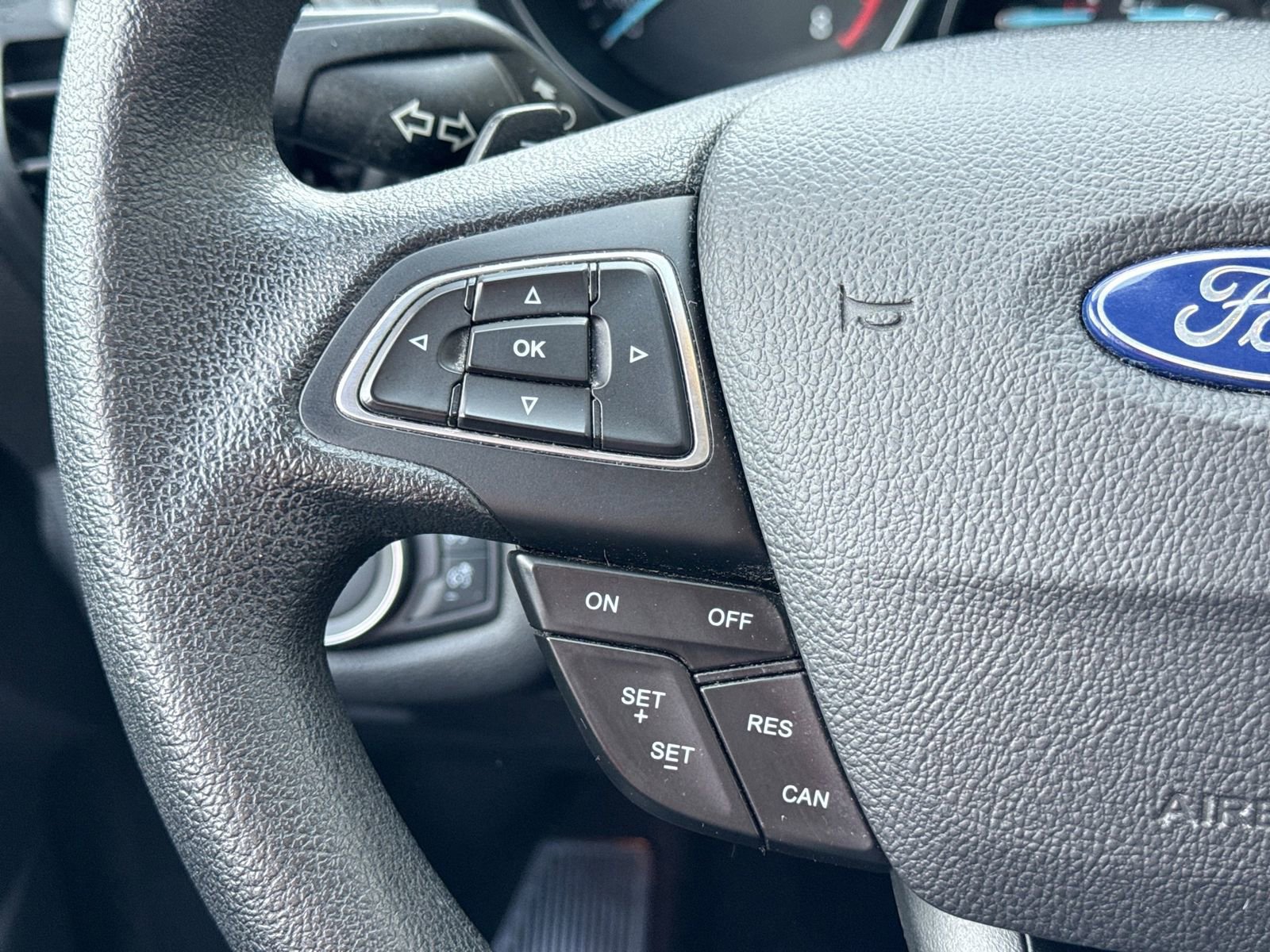 Used 2017 Ford Escape SE w/ Equipment Group 201A image 24