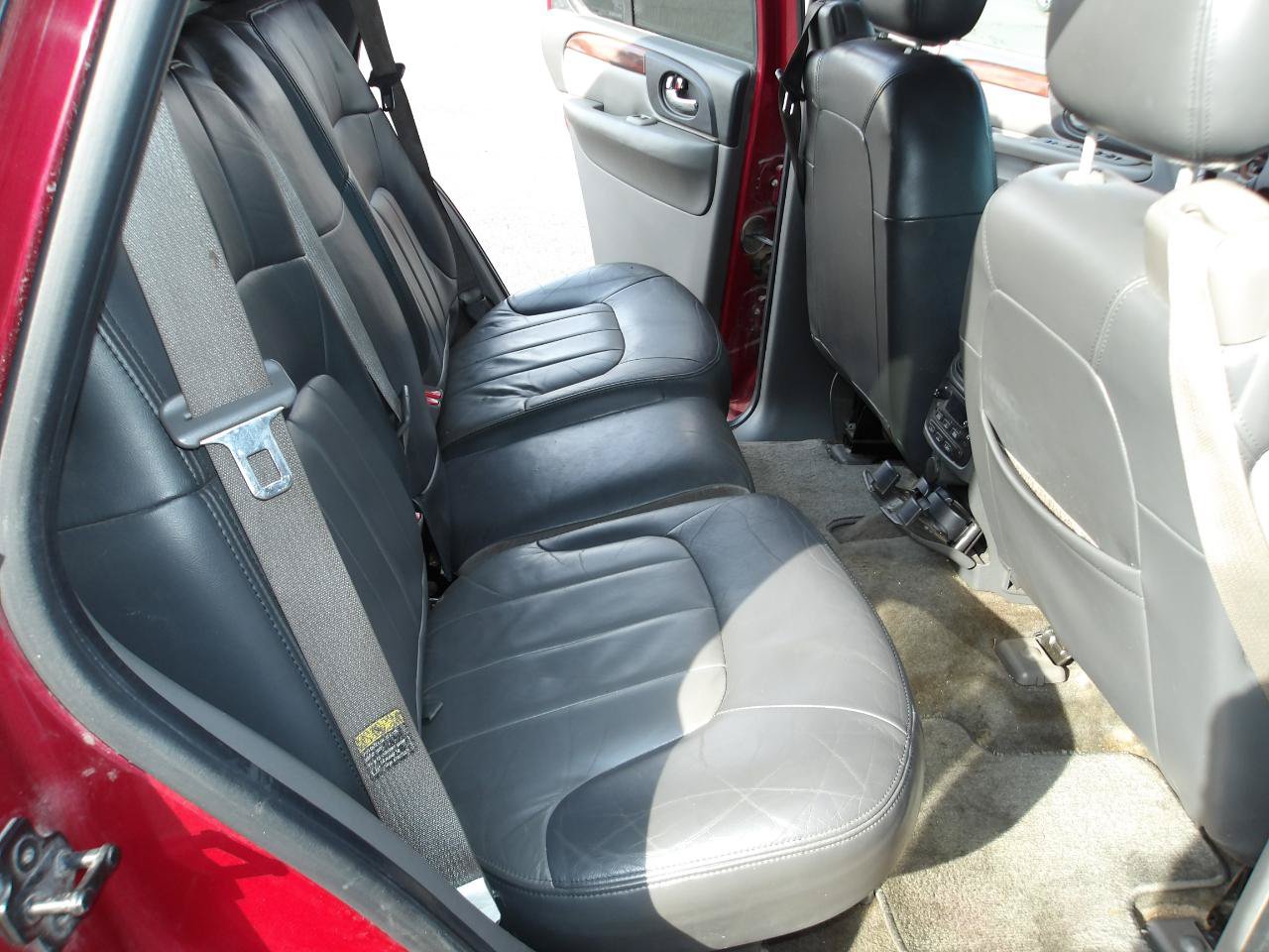 Used 2004 GMC Envoy SLT w/ Preferred Equipment Group AWD/4WD image 12