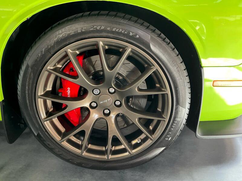 Used 2015 Dodge Challenger SRT Hellcat image 25