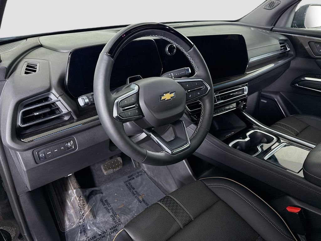 Certified 2025 Chevrolet Traverse High Country w/ LPO, Floor Liner Package image 9