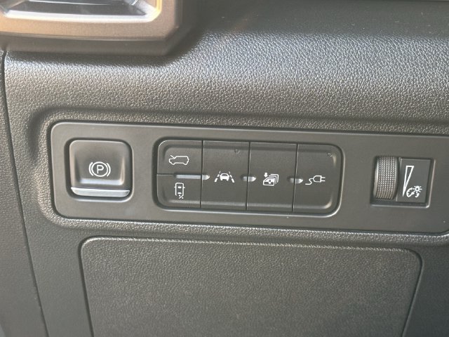 Used 2024 GMC Hummer EV 3X AWD/4WD image 27