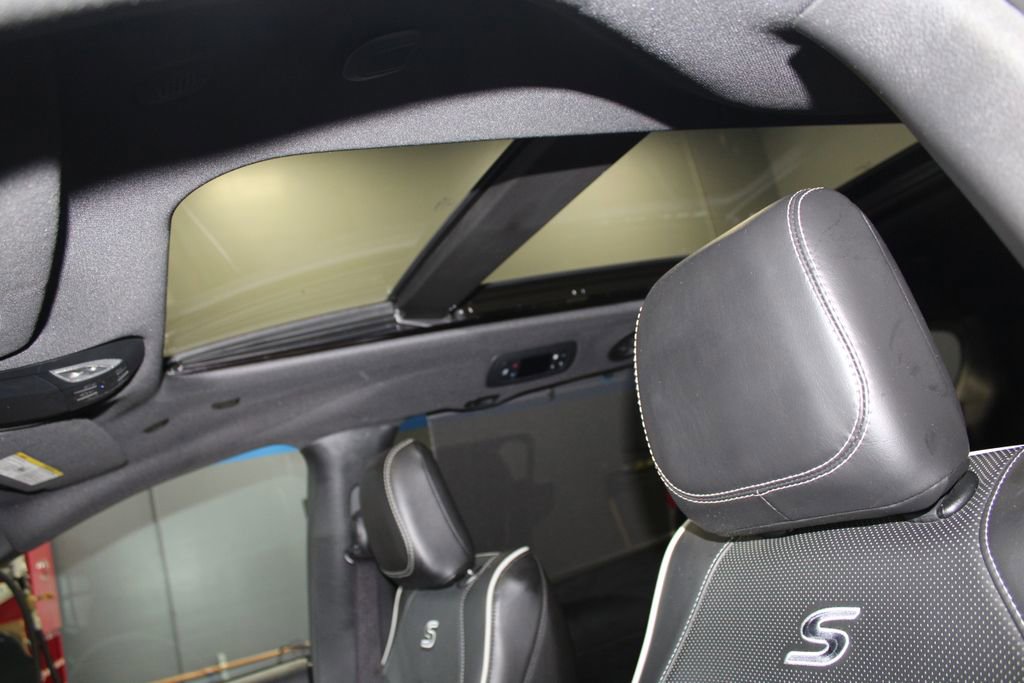 Used 2025 Chrysler Pacifica Limited FWD image 35