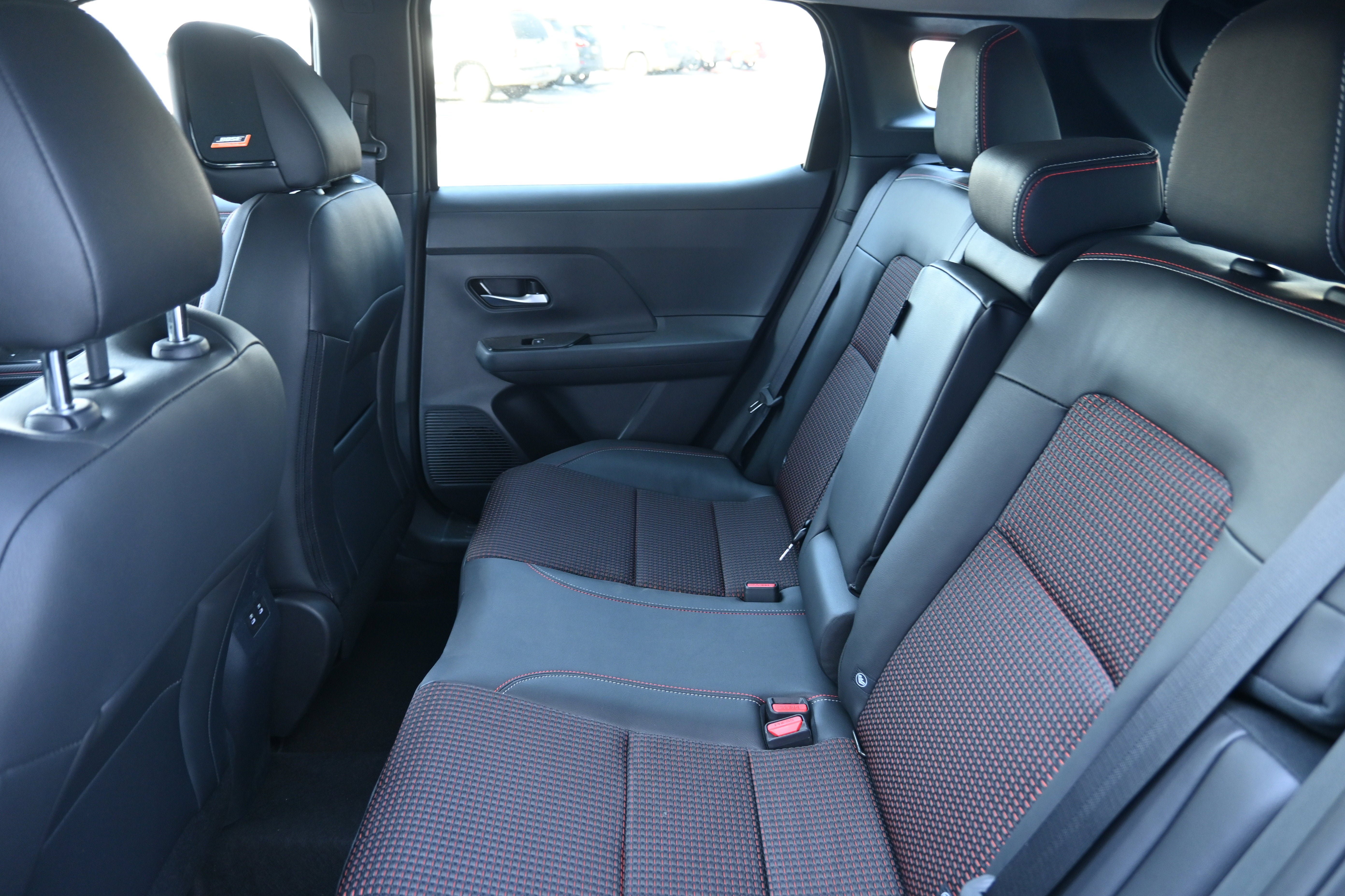 New 2026 Nissan Kicks SR w/ SR Premium Package AWD/4WD image 14