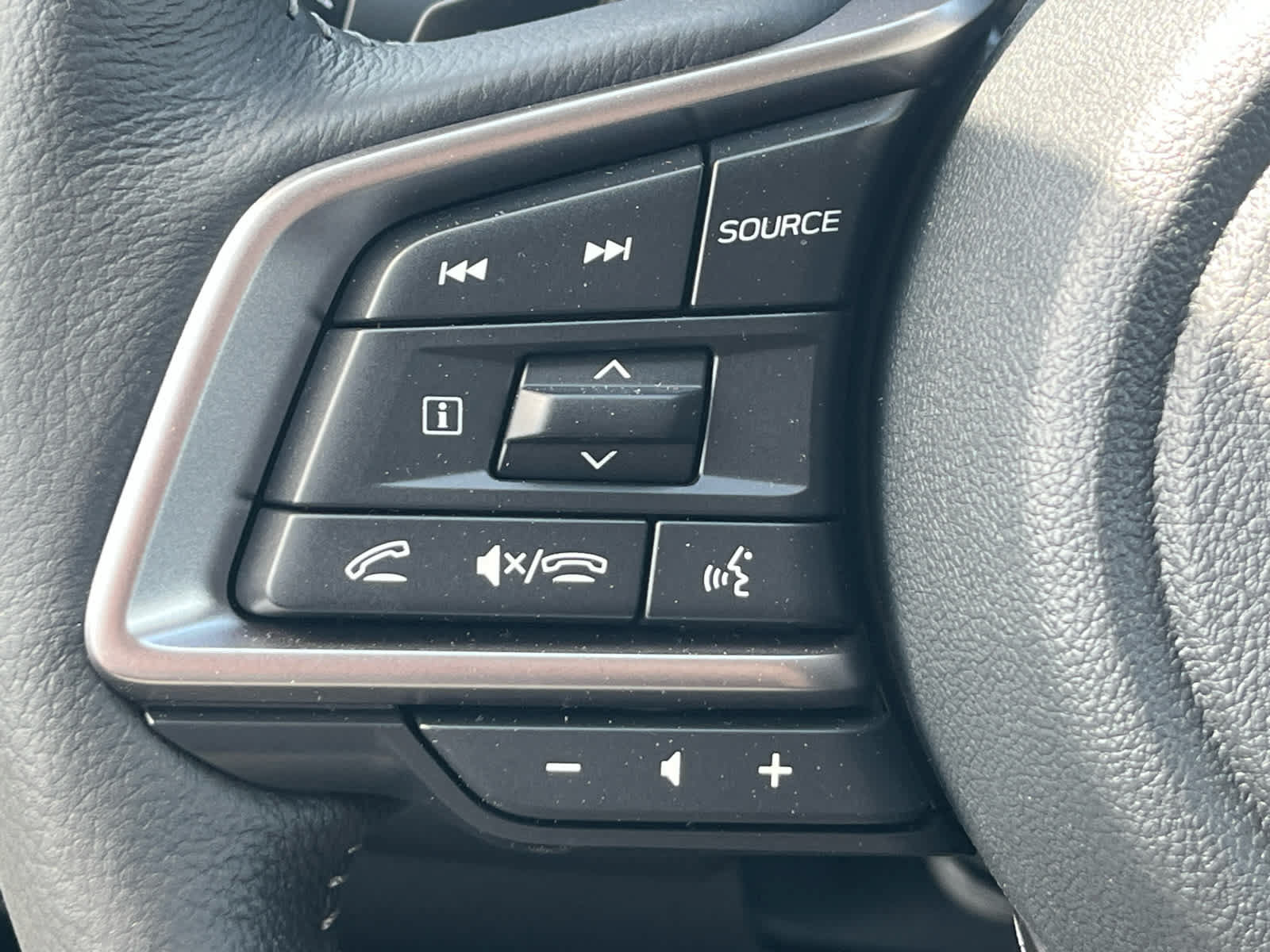 New 2026 Subaru Ascent Limited AWD/4WD image 15