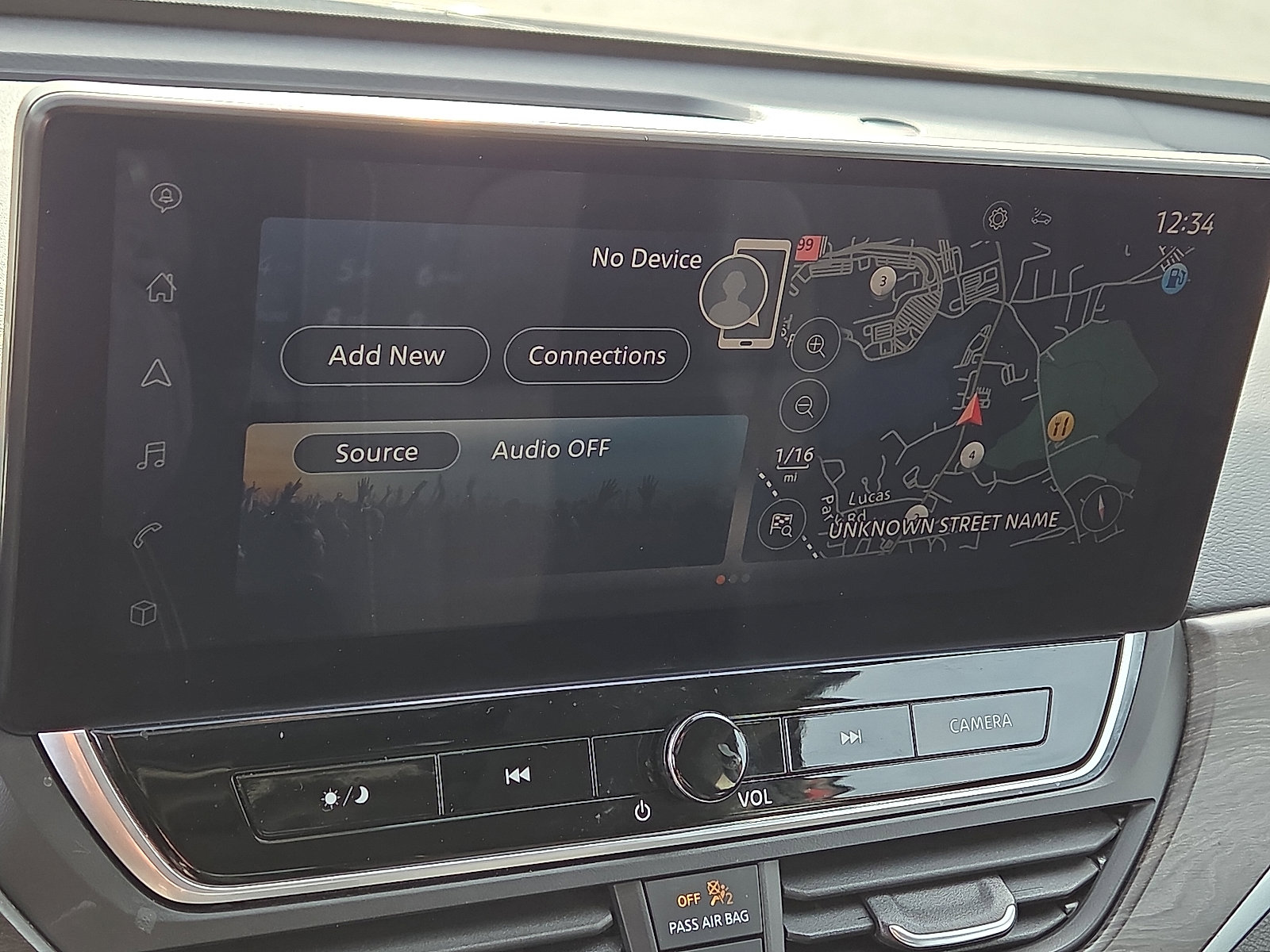 Used 2024 Nissan Altima 2.5 SV w/ SV Premium Package image 18