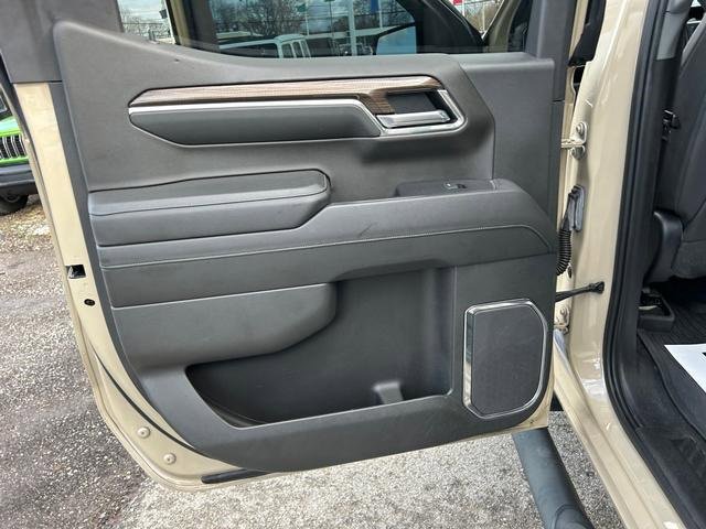 Used 2022 Chevrolet Silverado 1500 LT Trail Boss w/ LT Trail Boss Premium Package image 13