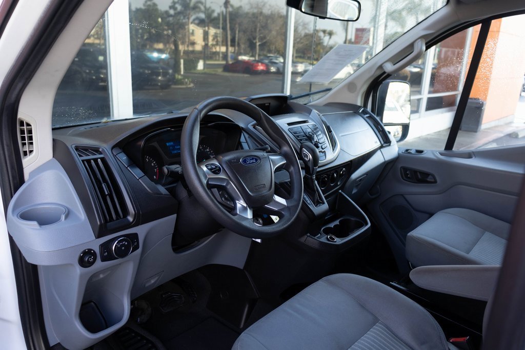Used 2019 Ford Transit 350 XLT image 17