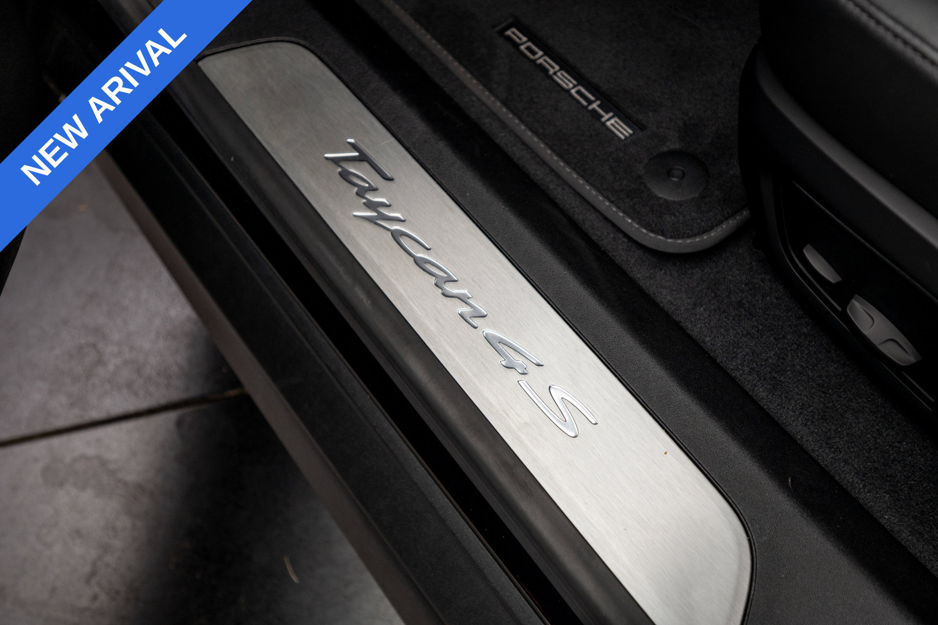 Used 2021 Porsche Taycan 4S AWD/4WD image 20