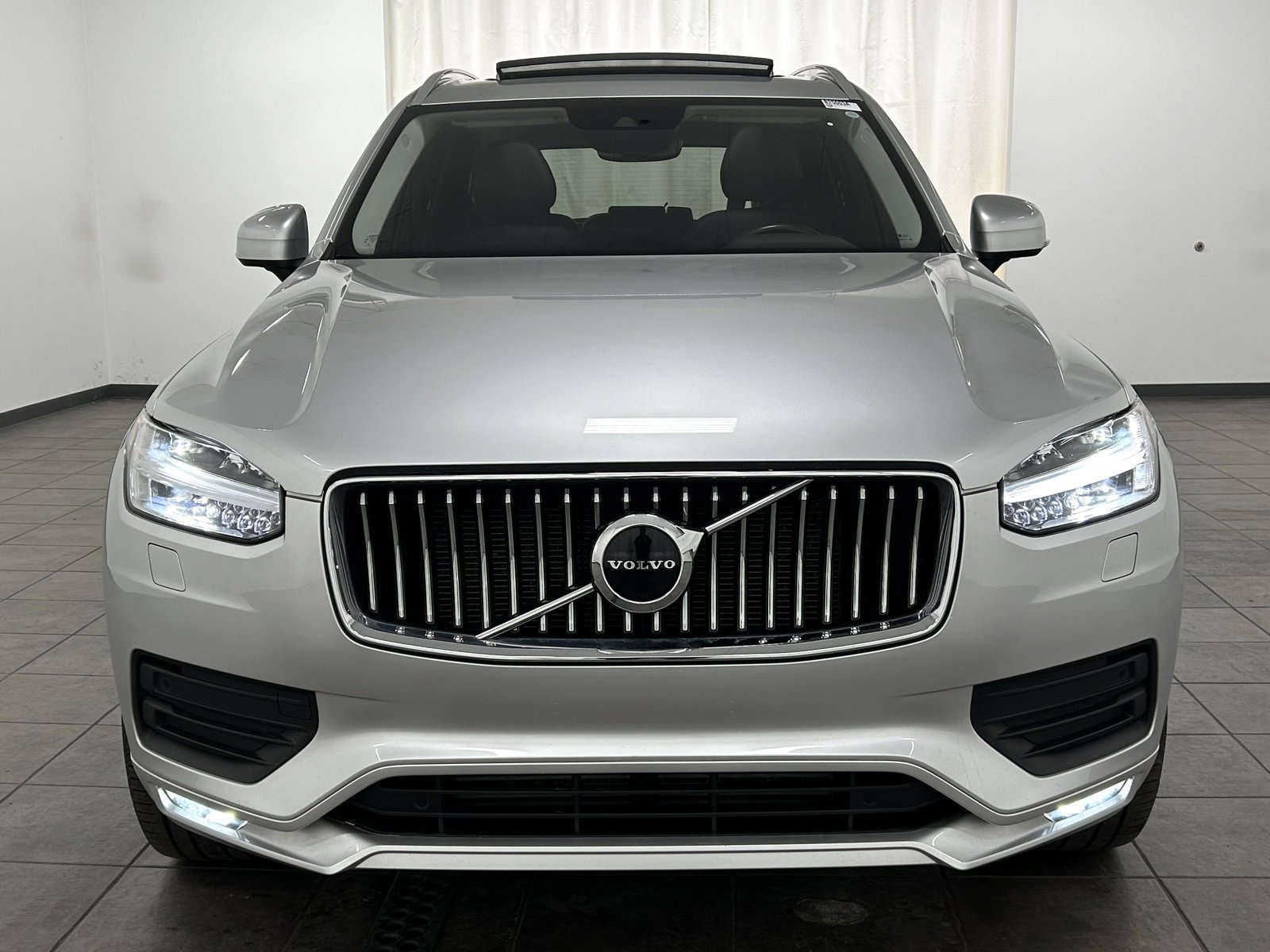 Used 2021 Volvo XC90 T5 Momentum w/ Climate Package image 7