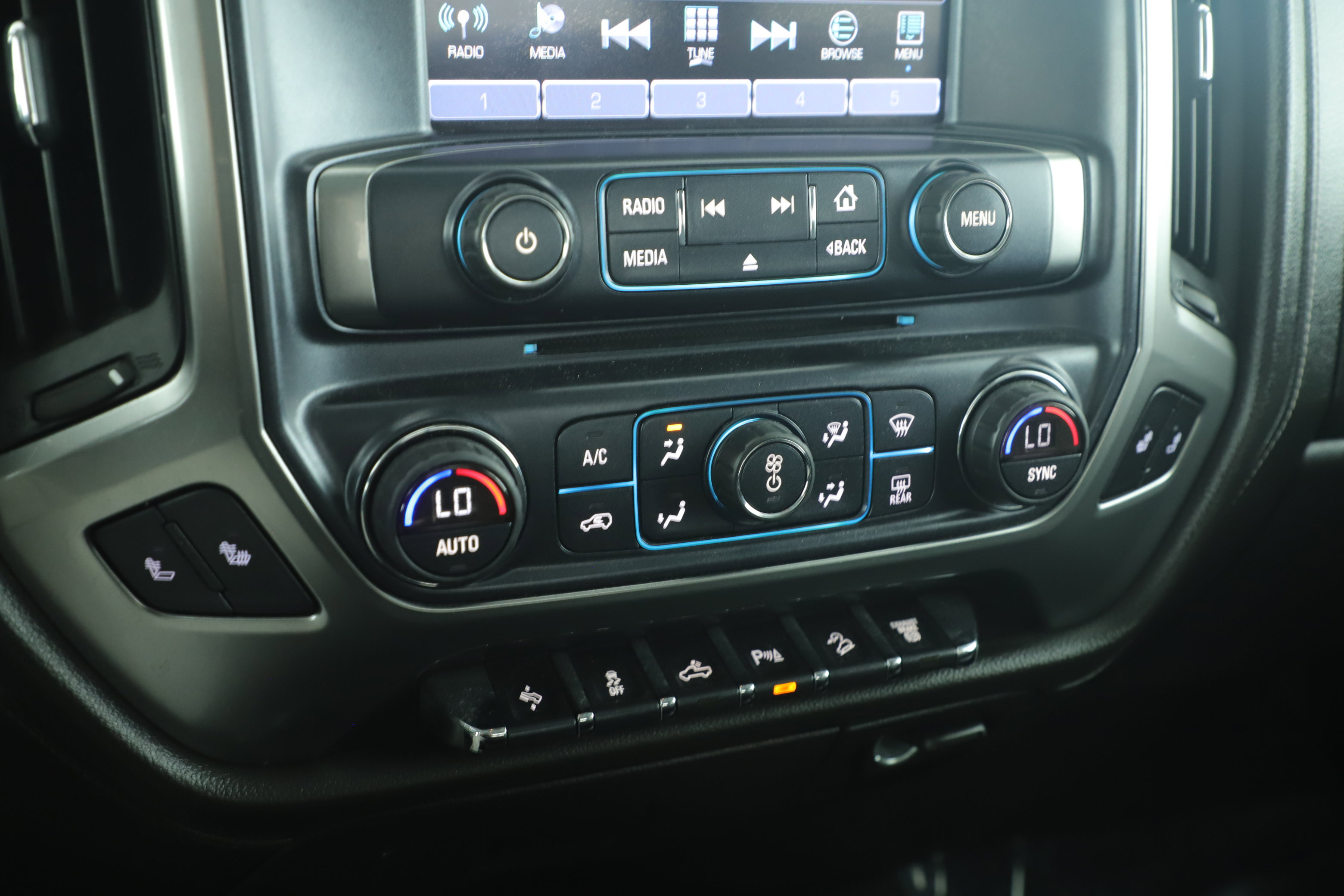 Used 2016 Chevrolet Silverado 3500 LTZ w/ Duramax Plus Package image 7