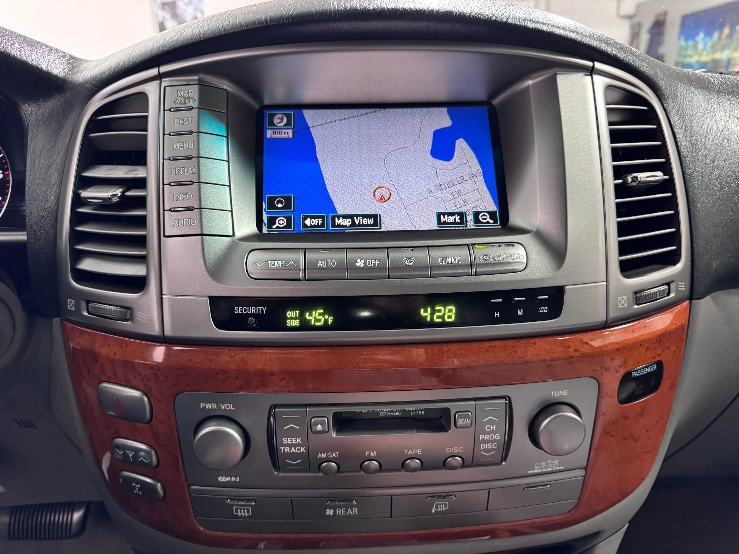 Used 2006 Lexus LX 470 4WD image 16