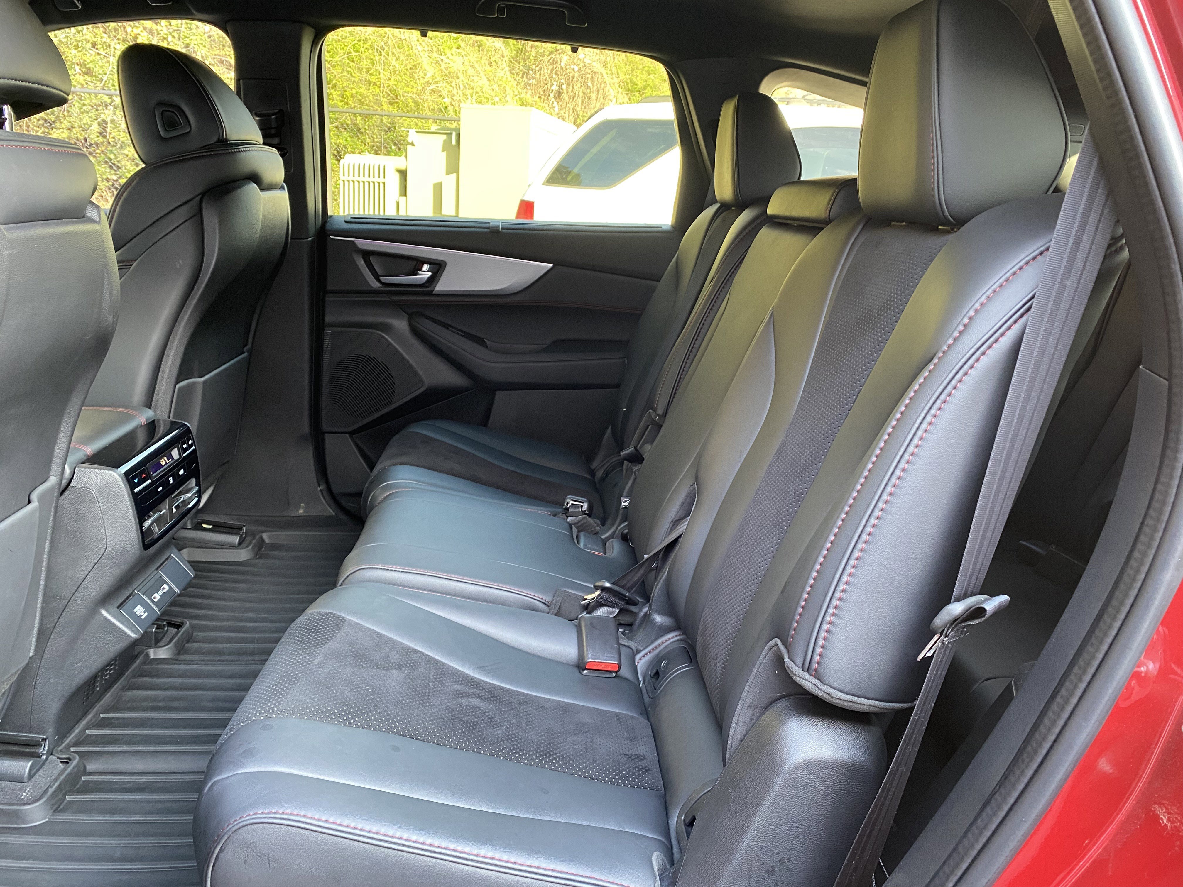 Used 2022 Acura MDX A-Spec image 37