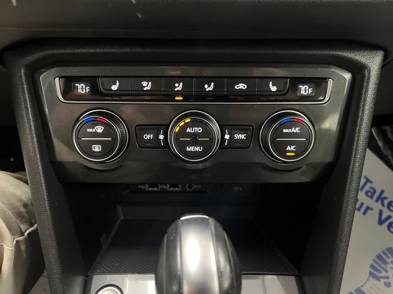 Used 2019 Volkswagen Tiguan SEL AWD/4WD image 30