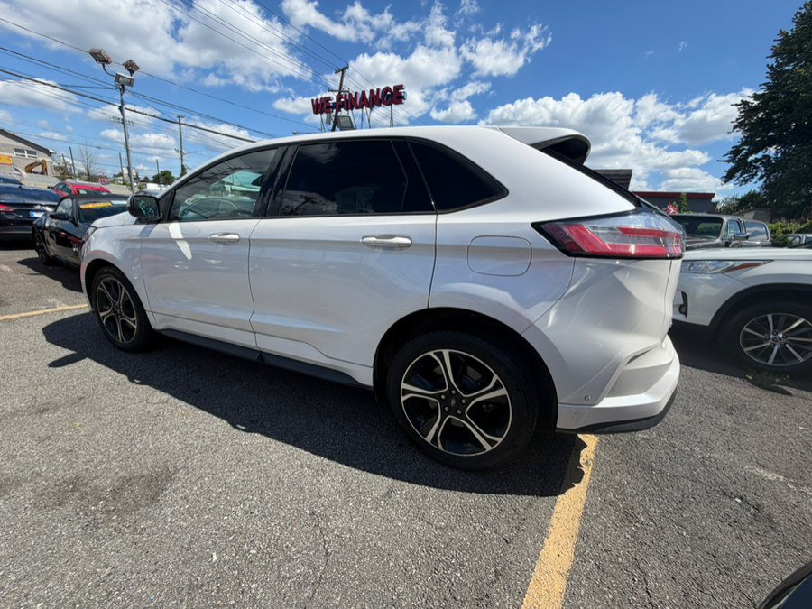 Used 2019 Ford Edge ST w/ Equipment Group 401A AWD/4WD image 6