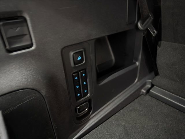 Used 2025 Ford Expedition Platinum AWD/4WD image 27