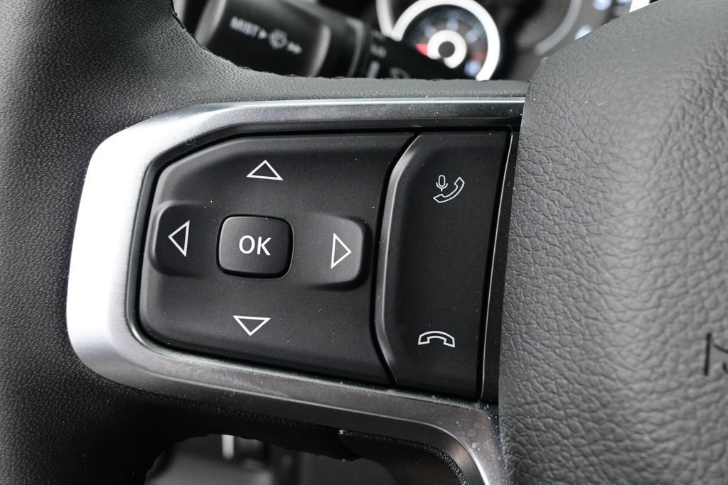 Used 2025 RAM 1500 Big Horn AWD/4WD image 29