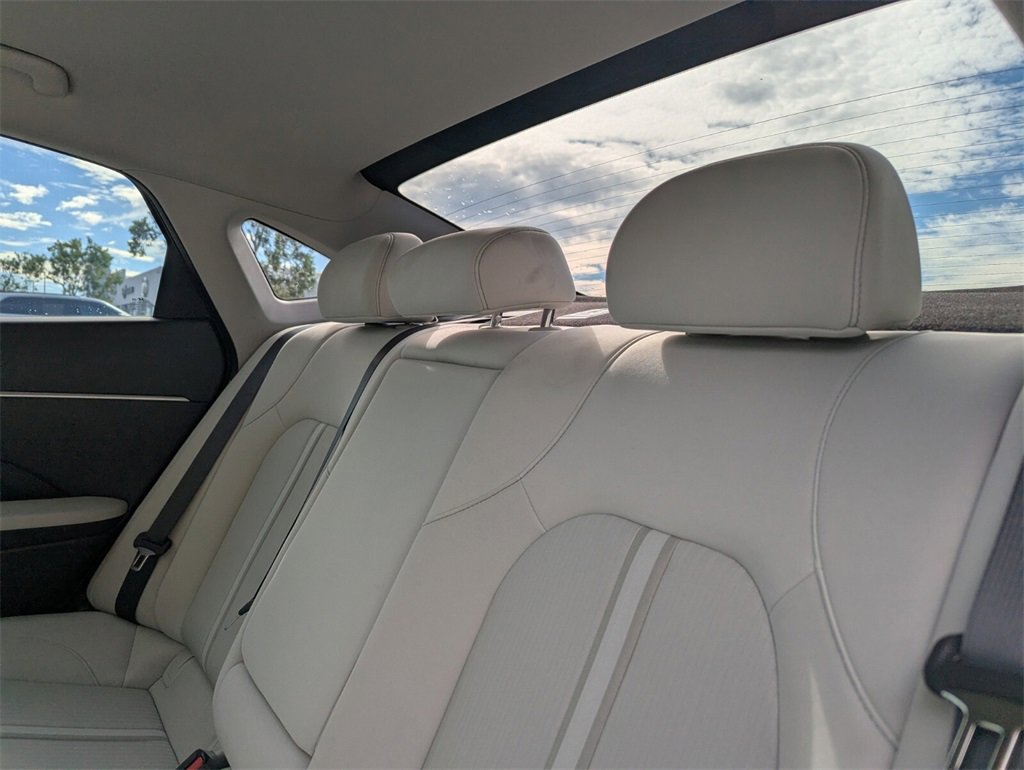 Used 2024 Hyundai Sonata SEL image 16
