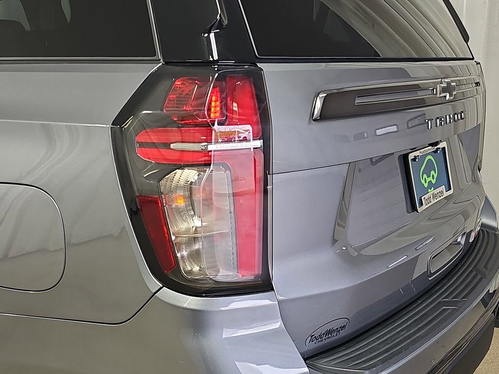 Used 2022 Chevrolet Tahoe RST w/ Luxury Package AWD/4WD image 42