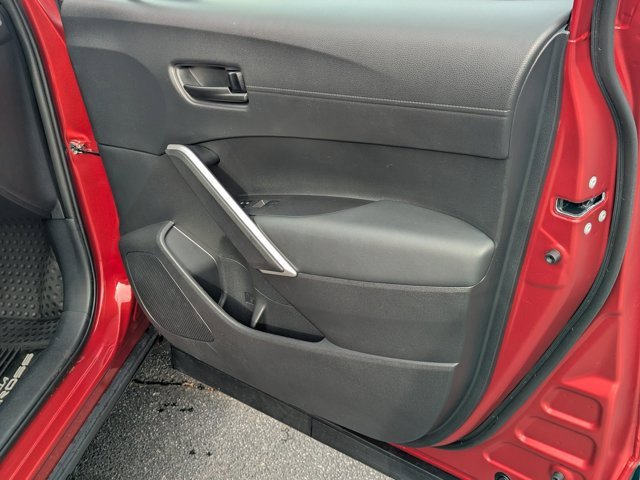 Used 2025 Toyota Corolla Cross LE image 13