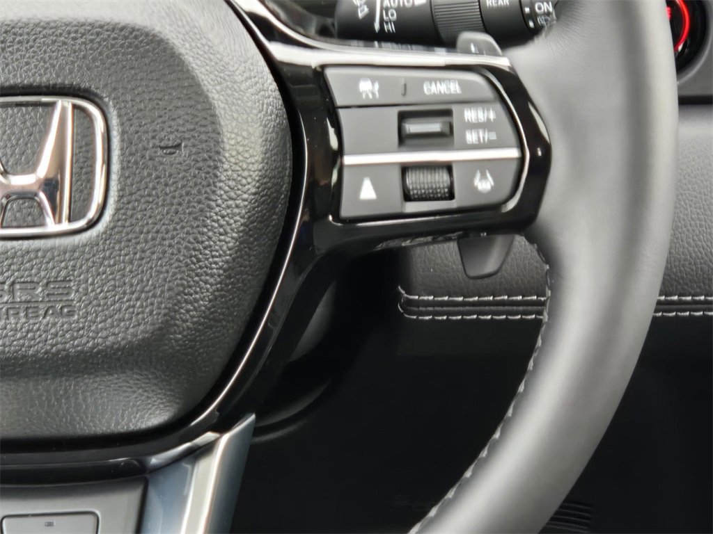 New 2025 Honda Pilot Elite image 16