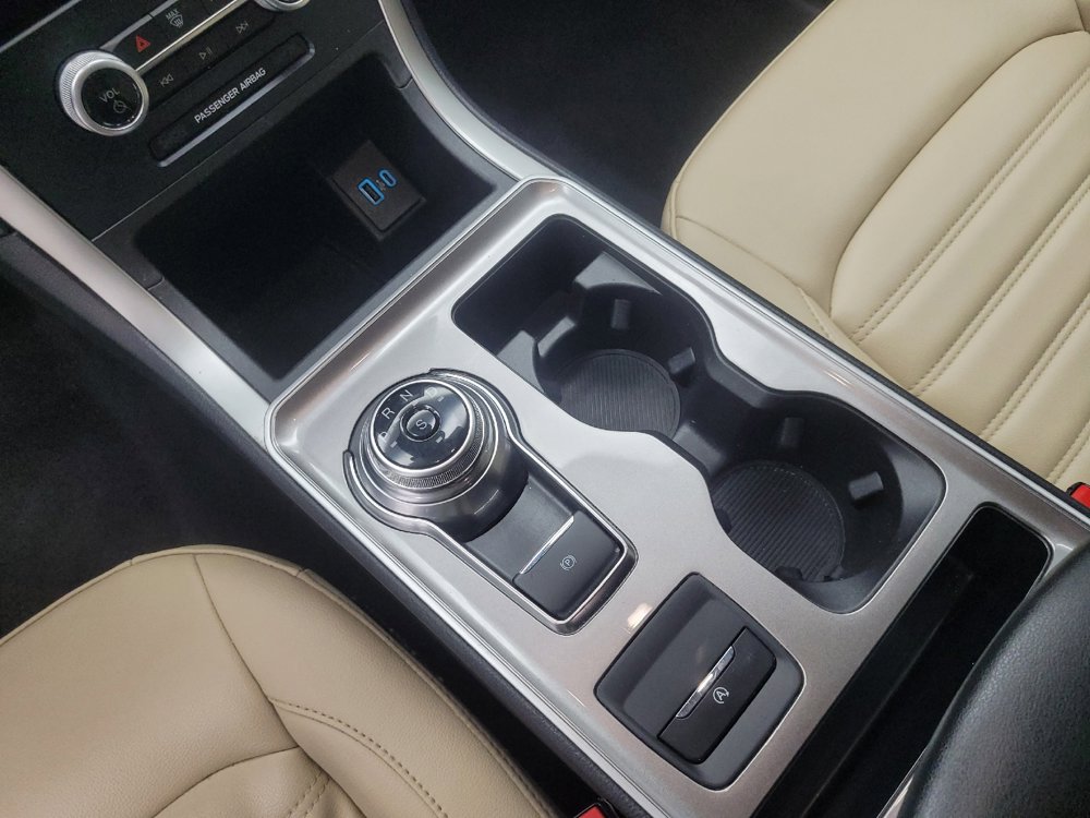 Used 2023 Ford Edge SEL image 26