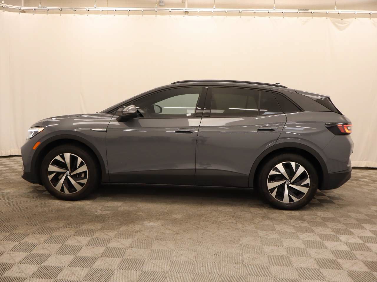 Certified 2023 Volkswagen ID.4 Pro RWD image 2