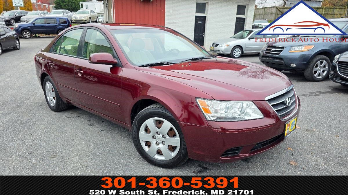 Used 2010 Hyundai Sonata GLS image 1