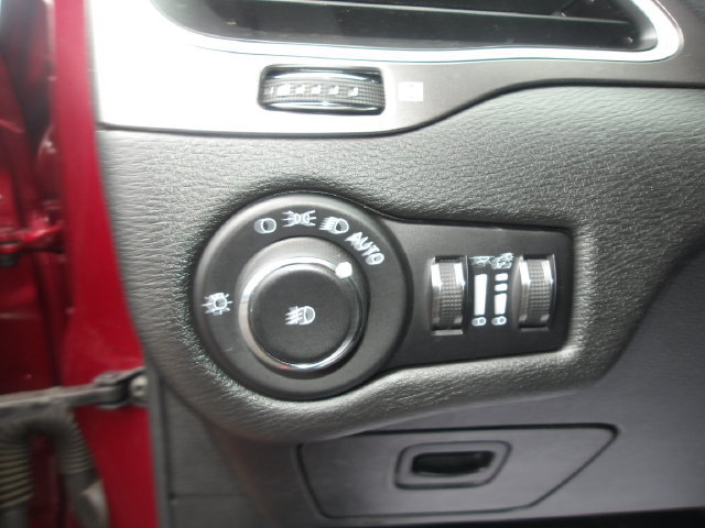 Used 2020 Jeep Cherokee Latitude Lux w/ Quick Order Package 26H Lux AWD/4WD image 16