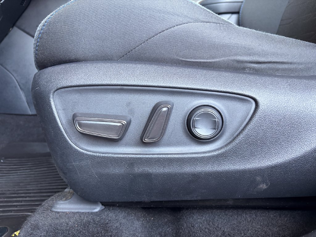 Used 2024 Toyota RAV4 SE AWD/4WD image 30